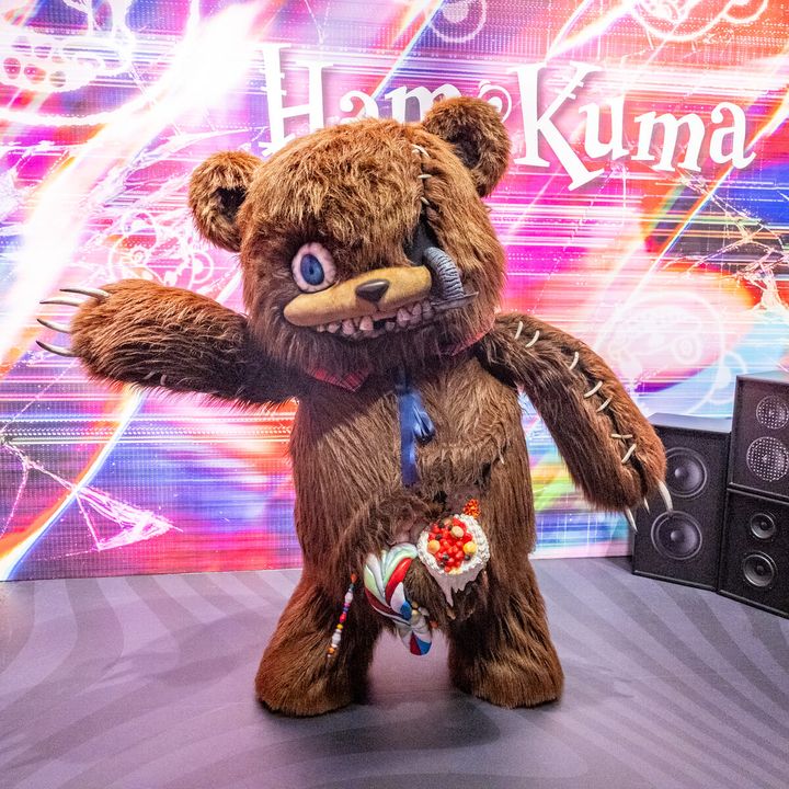 ユニバーサル・スタジオ・ジャパン「死んでも写るのdeath! ハミクマ・グリーティング・フォト」3