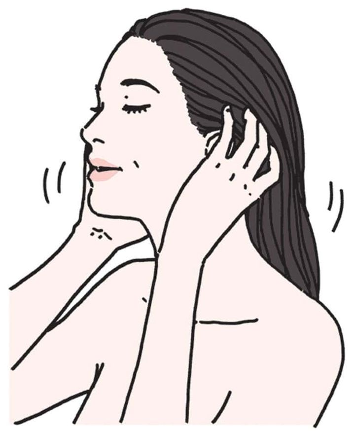 まずはお湯だけで軽く洗う