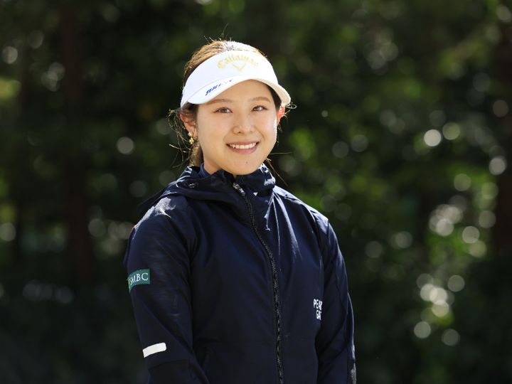 吉田鈴のスイングを解説！強烈なタメで飛距離を伸ばす