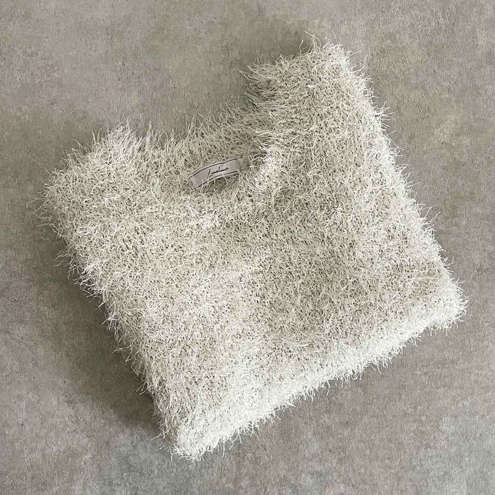 画像: 素材感で秋を意識！