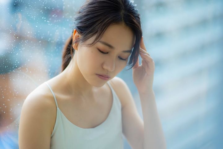 雨の日や台風の接近時に頭痛が生じる原因は？