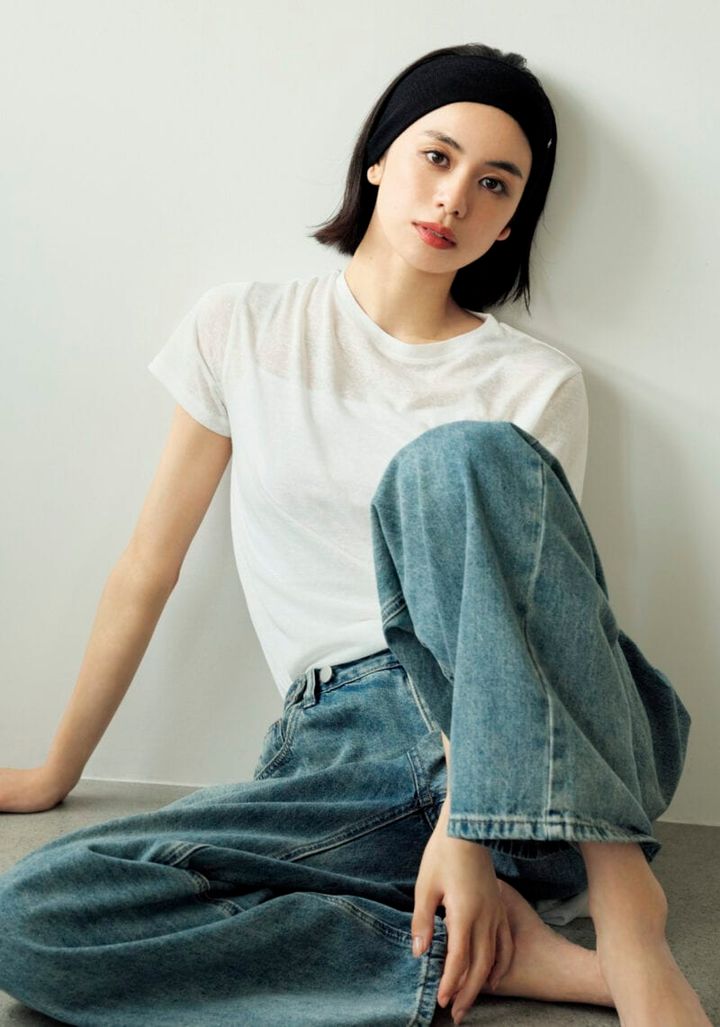 シルクヘアバンド¥7,590（ヘイップ／ル タロン グリーズ ルミネ新宿店）