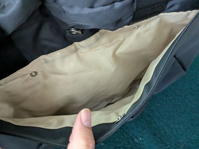 JTB完全監修ボストンバッグ前ポケット