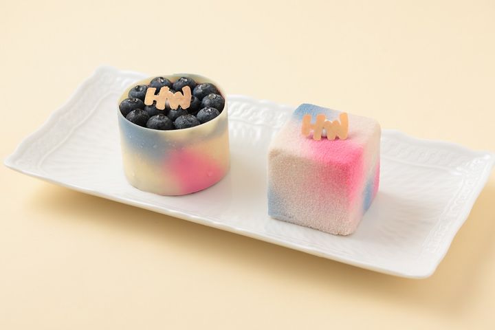 「Graffiti Praline Cake （グラフィティ プラリネケーキ）」「Graffiti New York Cheesecake （グラフィティ ニューヨークチーズケーキ）」