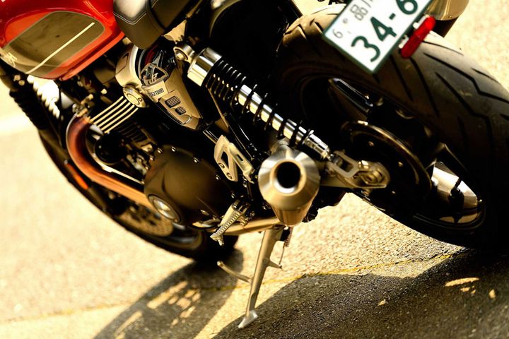 【Historic Bikes／トライアンフ スピードツイン】元MotoGPライダー中野真矢が本気でインプレ！