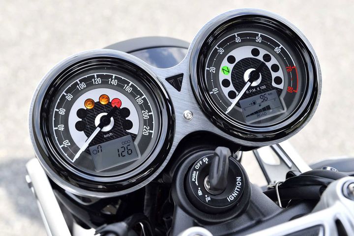 【Historic Bikes／トライアンフ スピードツイン】元MotoGPライダー中野真矢が本気でインプレ！