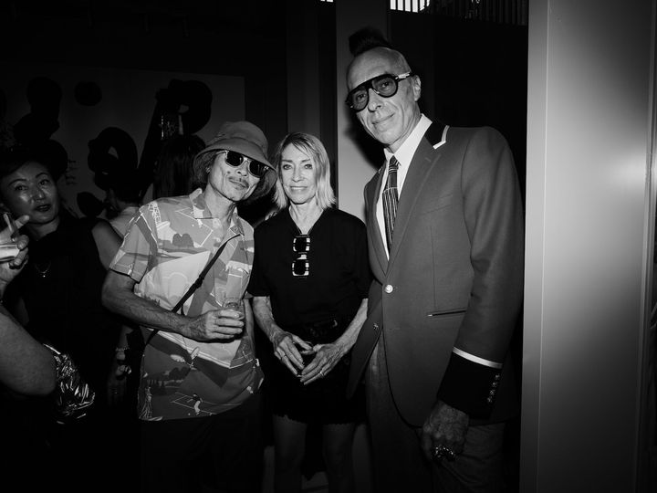 左から北村信彦、キム・ゴードン、ジェローム・マージュ