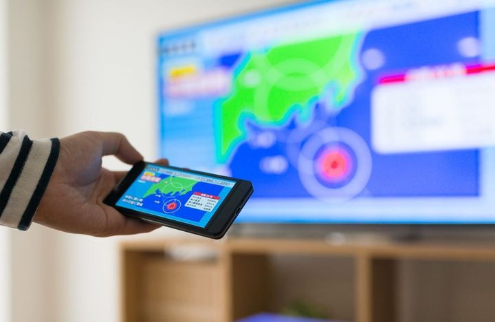 「台風対策で行っている家の備え」1位は？