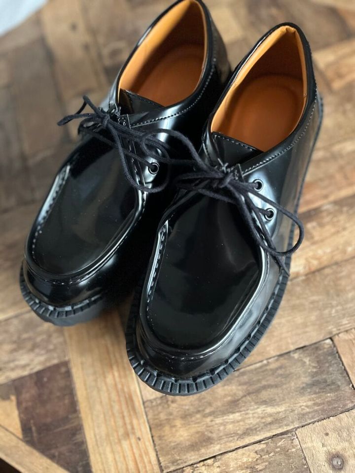 レースアップシューズ￥4,990（ユニクロ：シー）