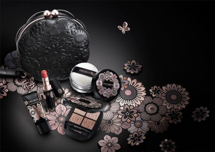 コスメデコルテ2025クリスマスコフレ｜予約・発売日、豊富な