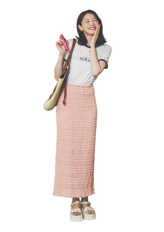 主役級スカート合わせの楽ちん通勤コーデ