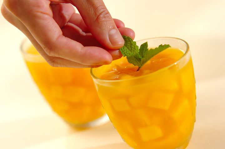 フレッシュな香り！マンゴーゼリーの作り方2