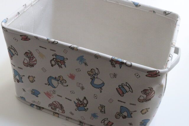 スタッカブル収納ボックス、カラーボックス対応（ふしぎの国のアリス）