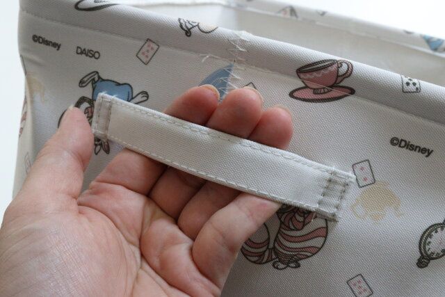 スタッカブル収納ボックス、カラーボックス対応（ふしぎの国のアリス） 持ち手