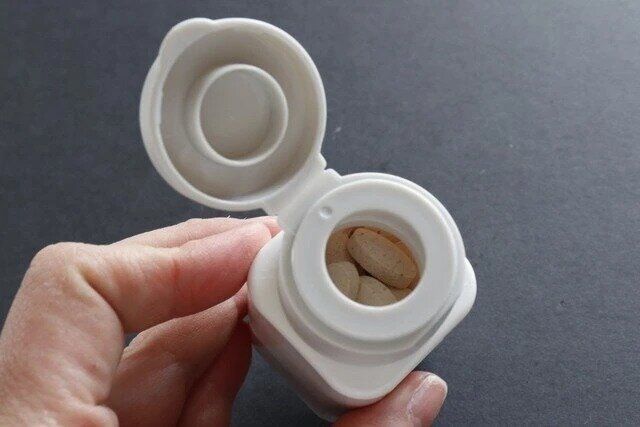 ダイソー サプリメントボトル 広口