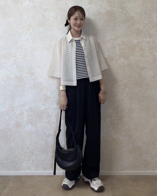 着回しコーデ②透け感がポイントの大人カジュアルコーデ