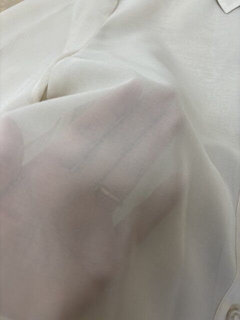 シアー生地の透け感 NATURAL