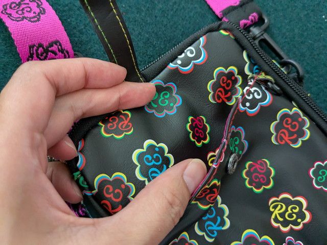 ラッキーポシェット背面ポケット