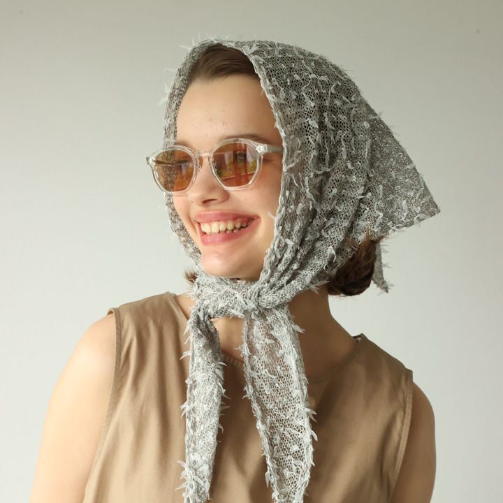 つけるだけで即垢抜けフェイスになれる！オスススカーフとサングラス