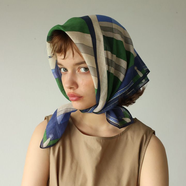 つけるだけで即垢抜けフェイスになれる！オスススカーフとサングラス