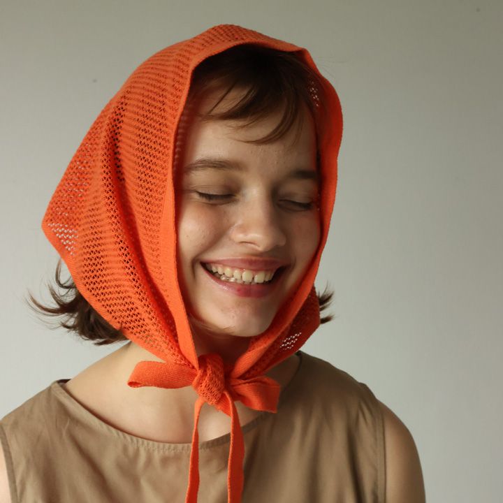 つけるだけで即垢抜けフェイスになれる！オスススカーフとサングラス