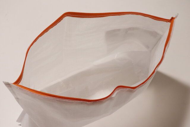 イケアのPARKLA ペルクラ シューズバッグ3