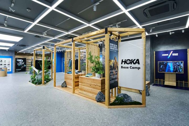 画像2: 国内最大級！「HOKA Shinsaibashi」の魅力をチェック
