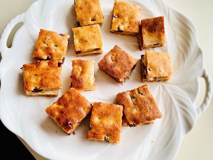 型いらず！甘酸っぱさがまらない〜「ブルーベリークリームサンドケーキ」