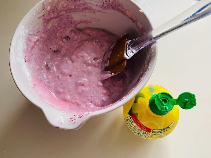 型いらず！甘酸っぱさがまらない〜「ブルーベリークリームサンドケーキ」