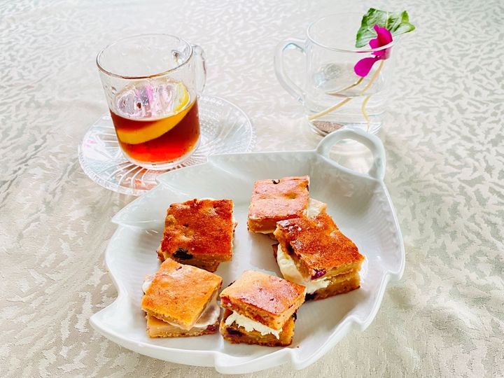 型いらず！甘酸っぱさがまらない〜「ブルーベリークリームサンドケーキ」