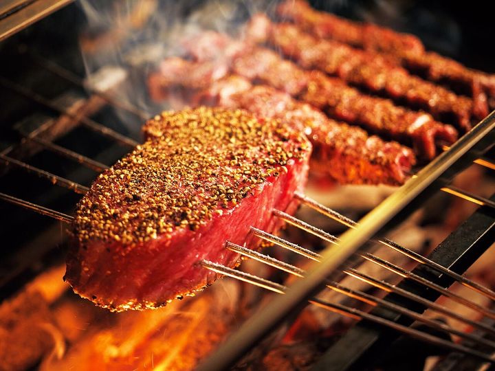 天王洲アイル『IZANAGI』の神戸牛サーロインのステーキ