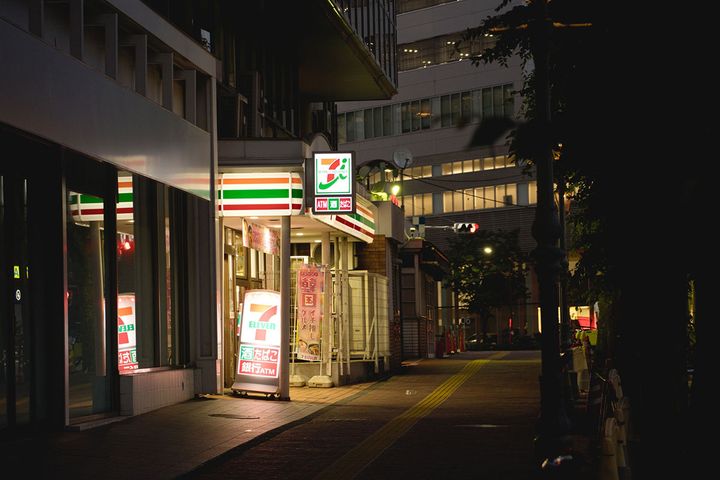 話題の「禁断のガリチーカルボ飯」など6商品が9月9日から順次発売