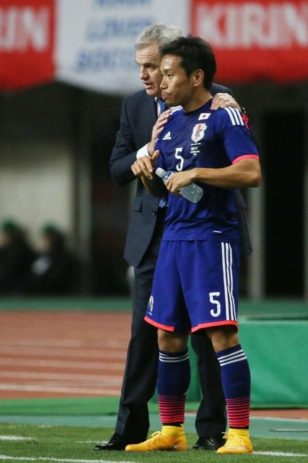 38歳日本代表DF長友佑都とメキシコ代表アギーレ監督の再会に海外注目 『唯一の”生き残り“選手』