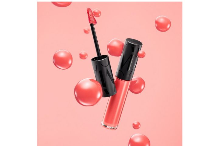 マキアージュ リップグロウボム／￥3,080（税込み）