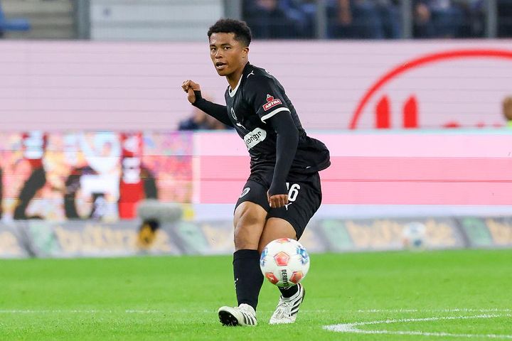 日本代表の鈴木唯人、堂安律、藤田譲瑠チマ所属クラブ、ドイツ紙ブンデス補強ランキングTOP5入り！