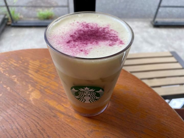 9月3日、スターバックスからティーラテの新作が登場！ 秋のスタバには欠かせない「焼き芋」ビバレッジ、今年のお味は……!?