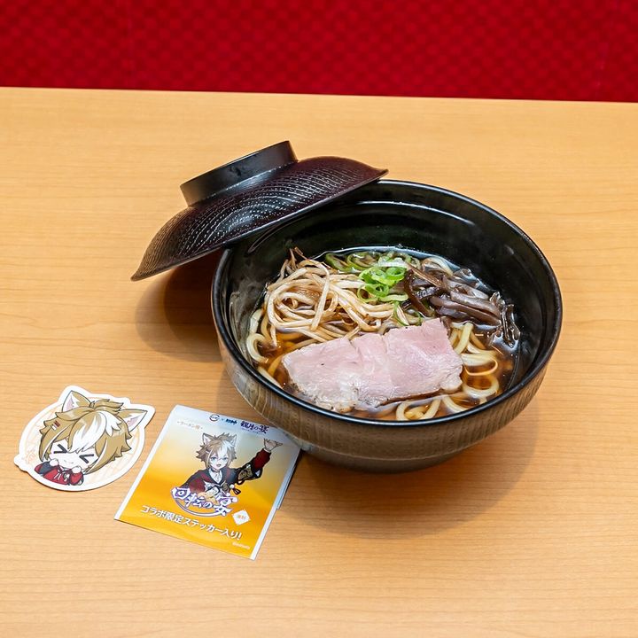 復刻メニュー：観月の宴 原神コラボ限定ステッカー付き 復刻 醤油ラーメン