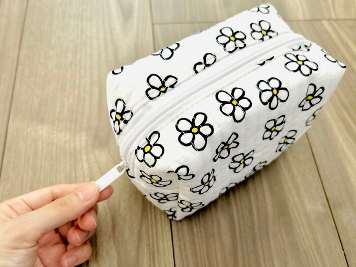 2個セットで超豪華！【30代・40代】バッグの中でも可愛い「キルティングポーチ」を〈付録〉でゲット！オトナ女子にピッタリです♪