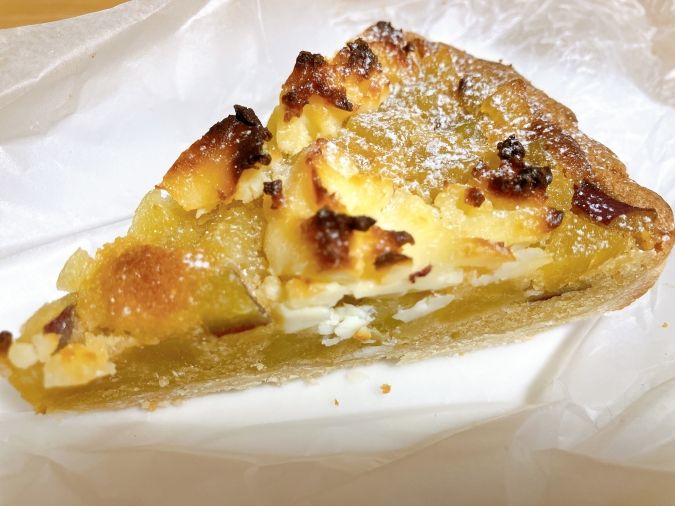 シフォンリトルキング おいもとクリームチーズタルト