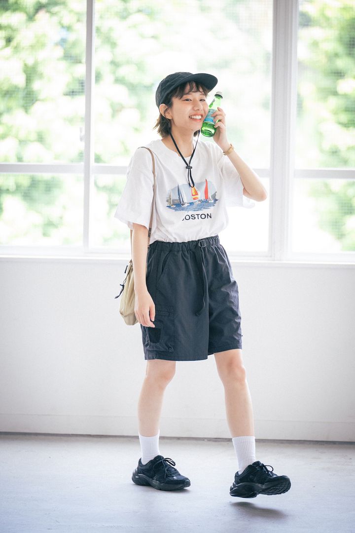 初秋も活躍する“Tシャツ”最旬ルック5選。残暑が厳しい季節の着こなしは？【FUDGE FRIEND おしゃれさんの毎日コーディネート】