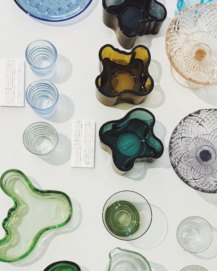 フィンランドの食卓ごっこ。《アラビア》のかわいい雑貨と《カルディ》のシナモンロール【sumire.のおいしいヨーロッパごっこ vol.2】