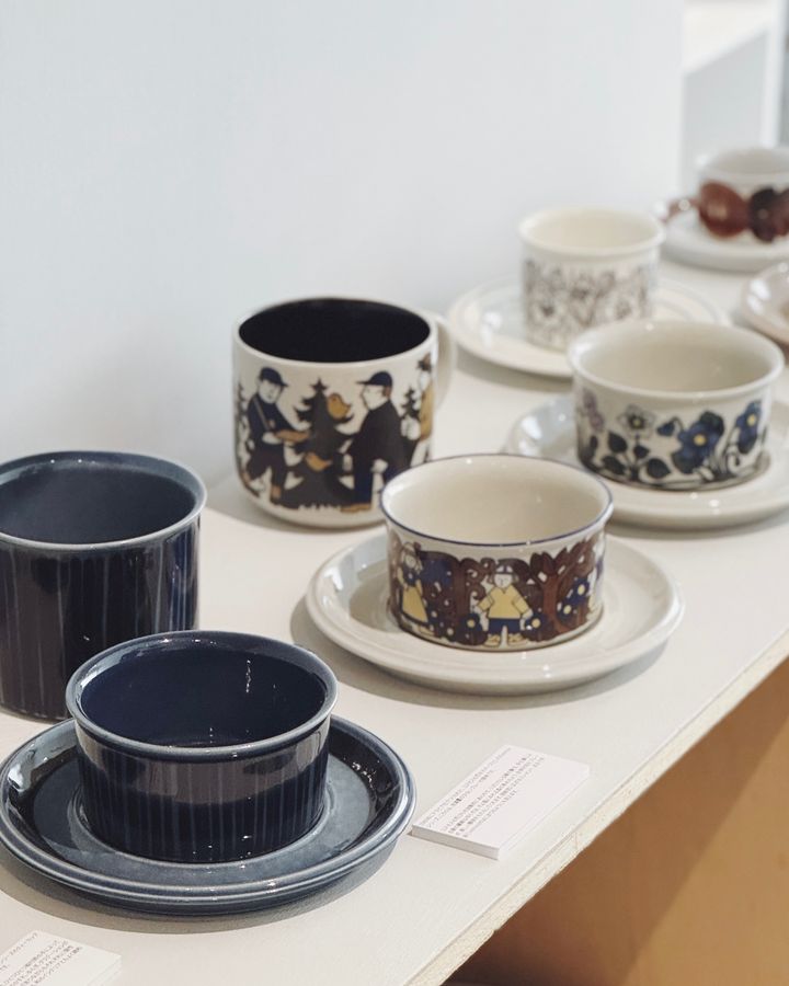 フィンランドの食卓ごっこ。《アラビア》のかわいい雑貨と《カルディ》のシナモンロール【sumire.のおいしいヨーロッパごっこ vol.2】