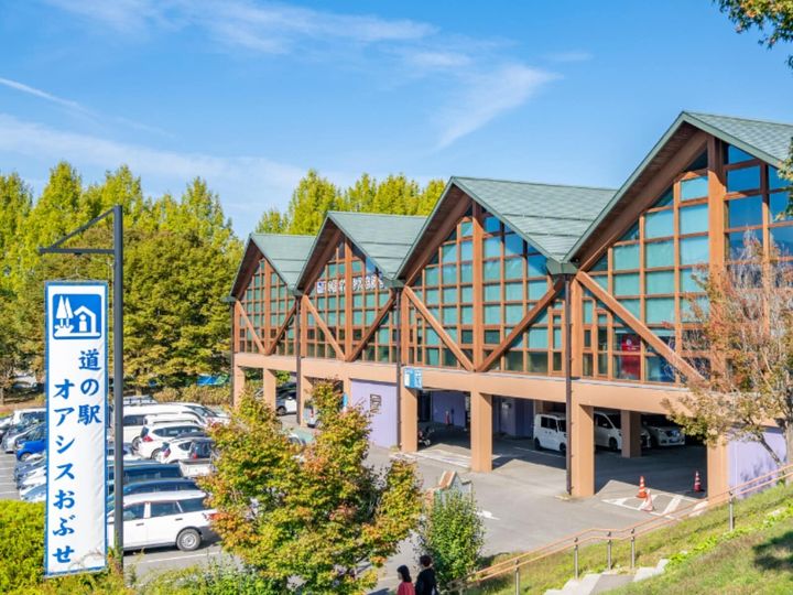 All About ニュース編集部が全国237人を対象に実施した「道の駅（旅の目的）に関するアンケート」の調査結果から、旅の目的地にしたいと思う「長野県の道の駅」ランキングを発表！ 2位「オアシスおぶせ」を抑えた1位は？