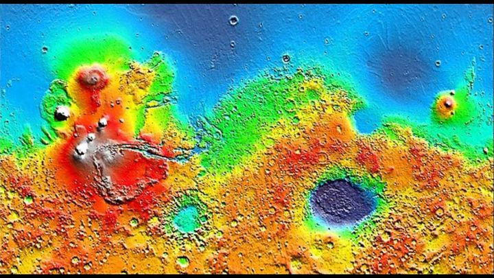 火星内部に巨大衝突を隠す「混沌とした構造」を発見