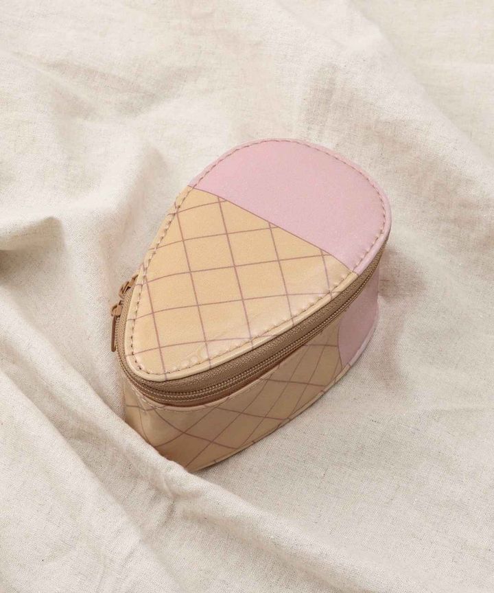 画像2: 出典：3COINS