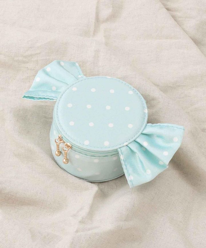 画像1: 出典：3COINS