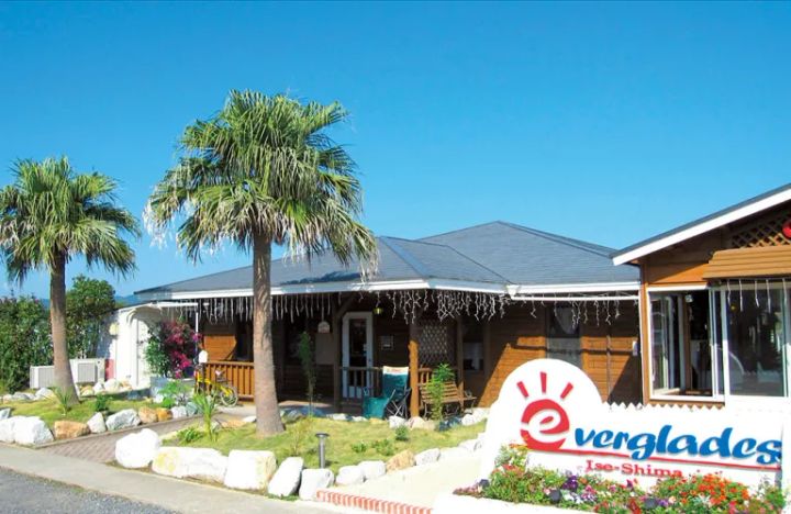 ワークマンの新製品が画期的すぎる！まるで着る冷凍庫!?話題のベストを実際に着てみた