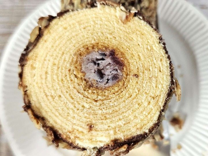 チョコ、バウムクーヘン、小倉クリーム（画像は編集部撮影）