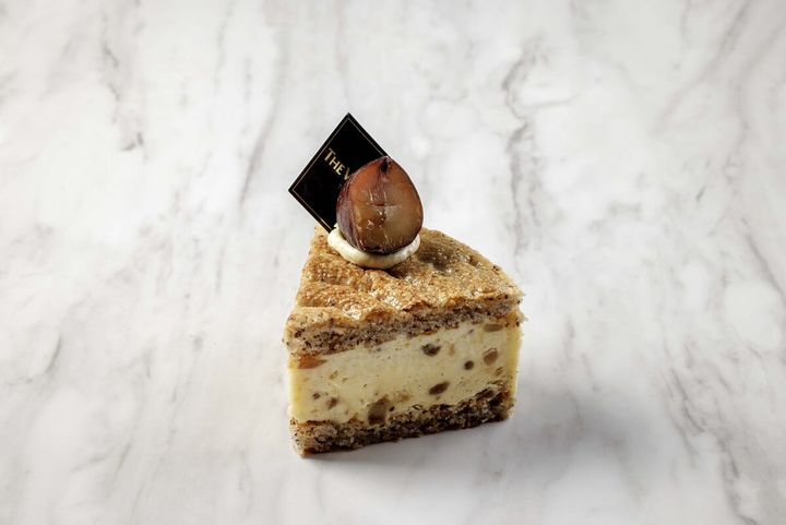 ヘーゼルナッツとマロンのバタークリームケーキ