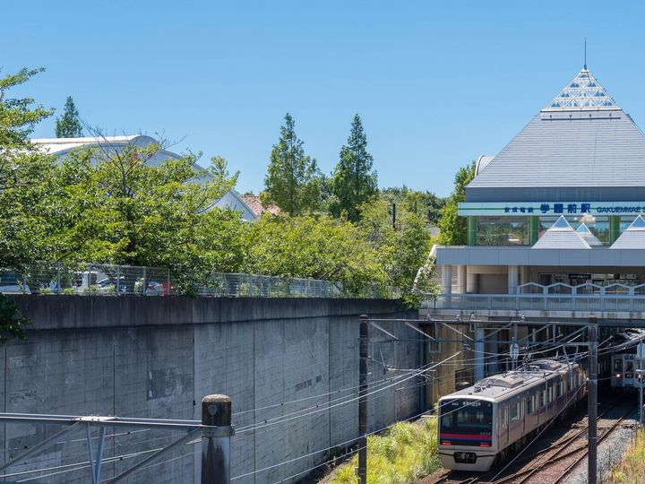 大東建託は、千葉県に住む20歳以上の男女を対象に居住満足度調査を行い、「いい部屋ネット 街の幸福度ランキング2025＜千葉県版＞」として発表しました。千葉県民が選ぶ「住み続けたい街（駅）」ランキングの2位は「学園前」、1位は？